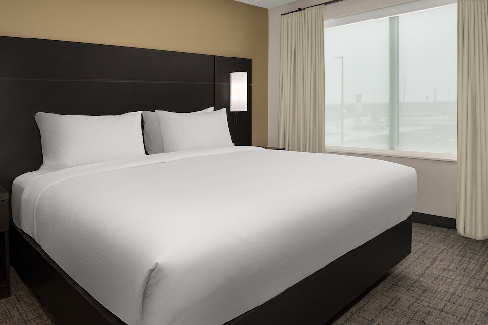 Residence Inn by Marriott Dallas Grand Prairie 6/35