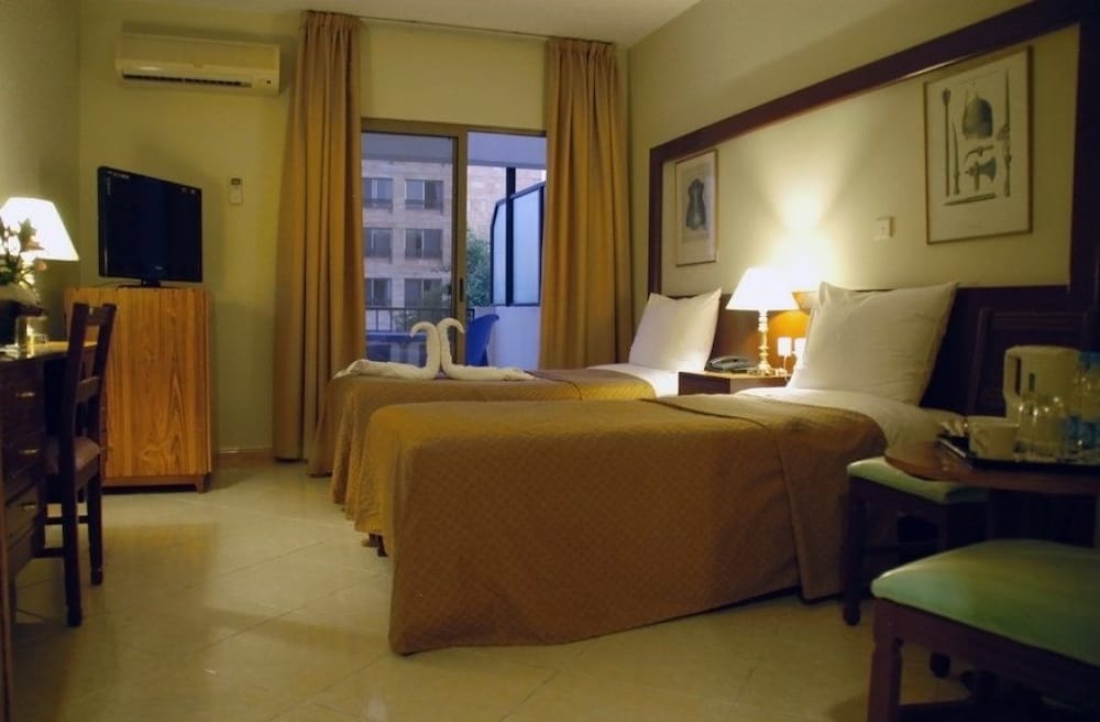 Aquavista Hotel & Suite 9/42