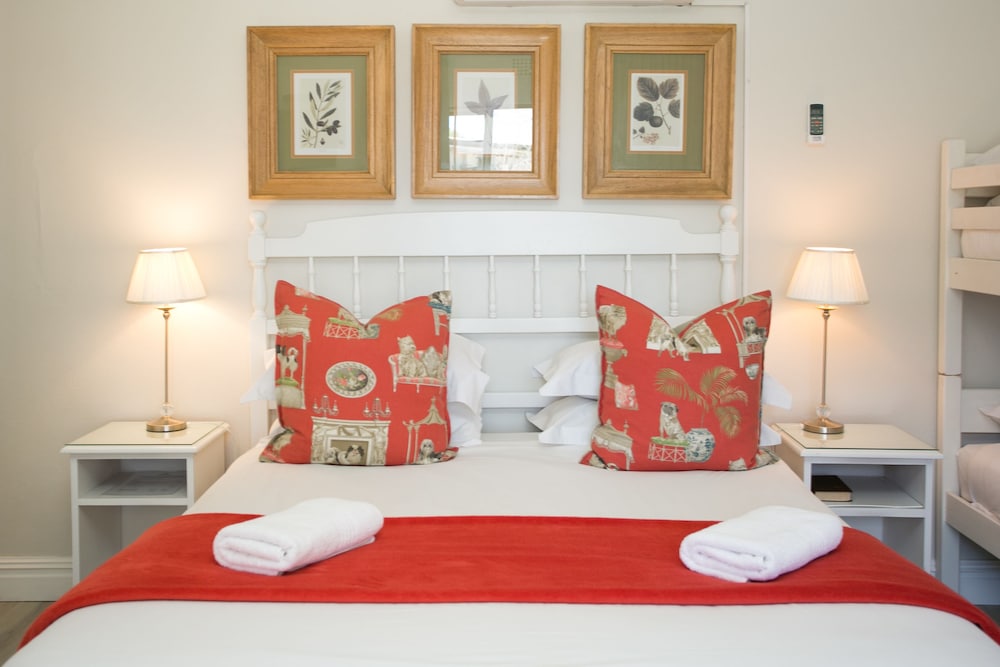 Wagon Wheel Country Lodge 30/50