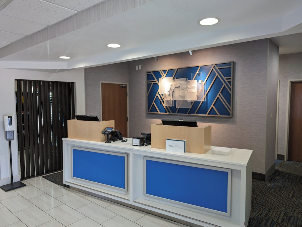 Holiday Inn Express Hotel Suites el Dorado 6/43