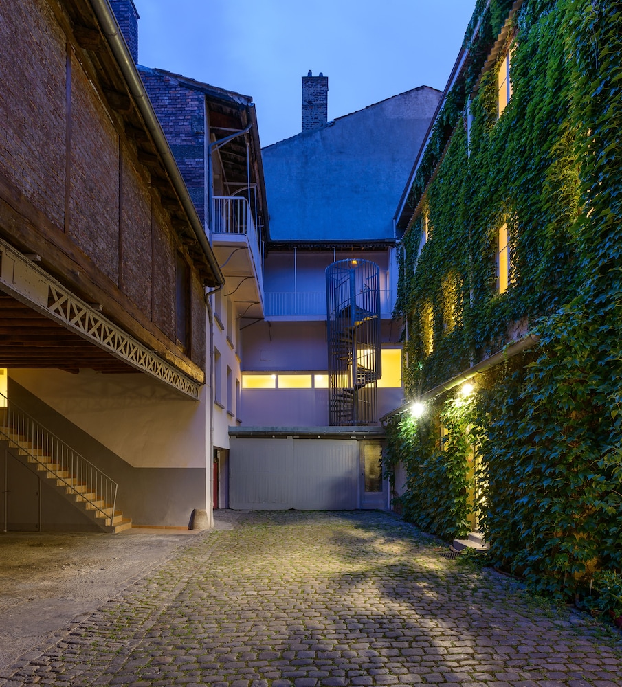 Hôtel Continental 29/32