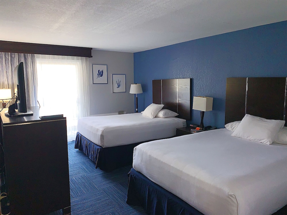 Pacific Inn 20/65