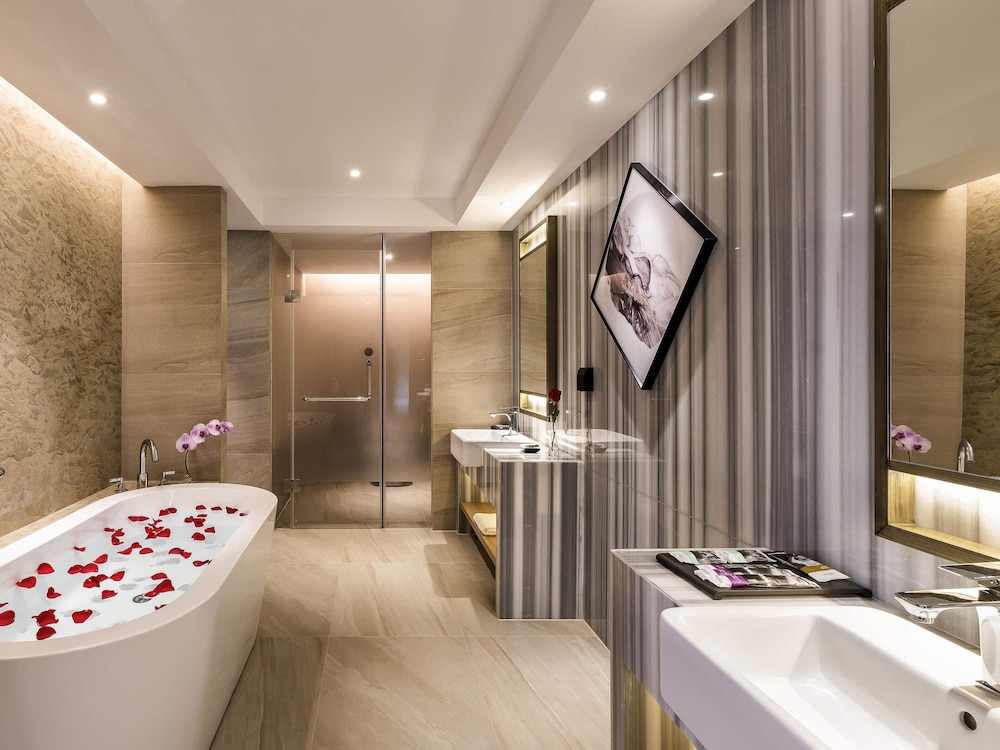 Mercure Chengdu Huapaifang (Opening December 2018) 61/69