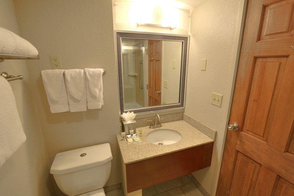 Best Western Plus Boomtown Casino Hotel 18/62