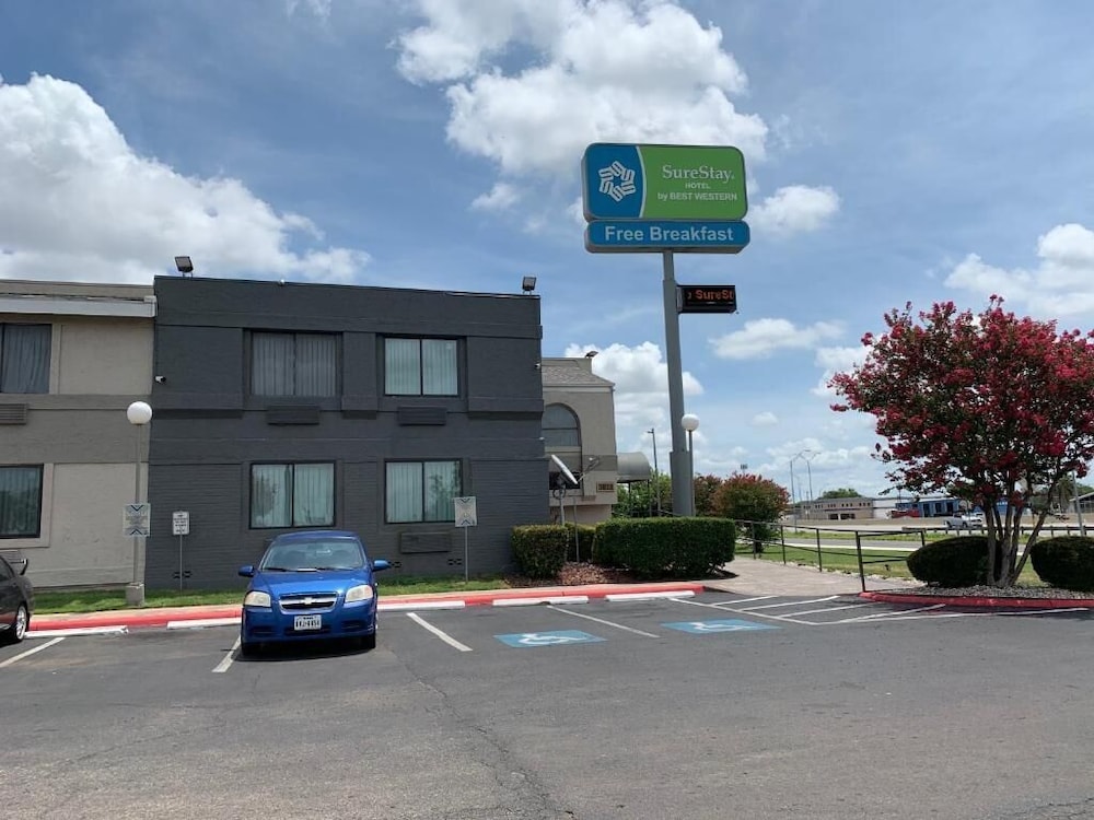 Travelodge by Wyndham San Antonio Downtown Northeast 26/35