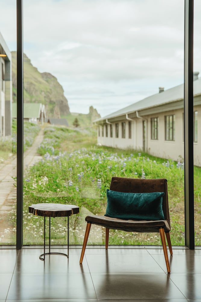 Hotel Vik 81/86