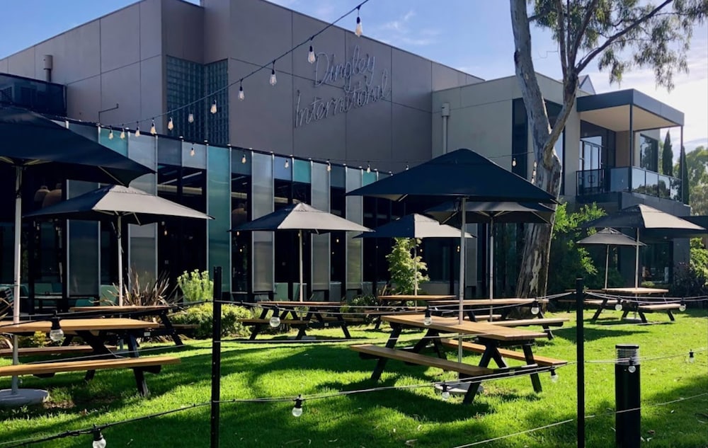 The Dingley Hotel 3/61