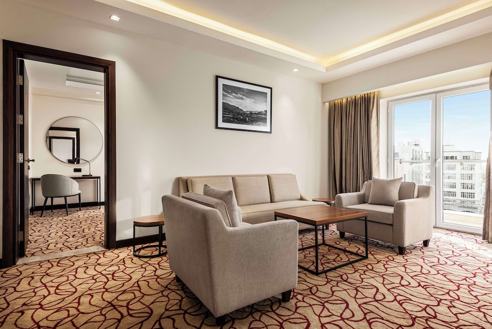 Radisson Hotel Muscat Panorama 40/70