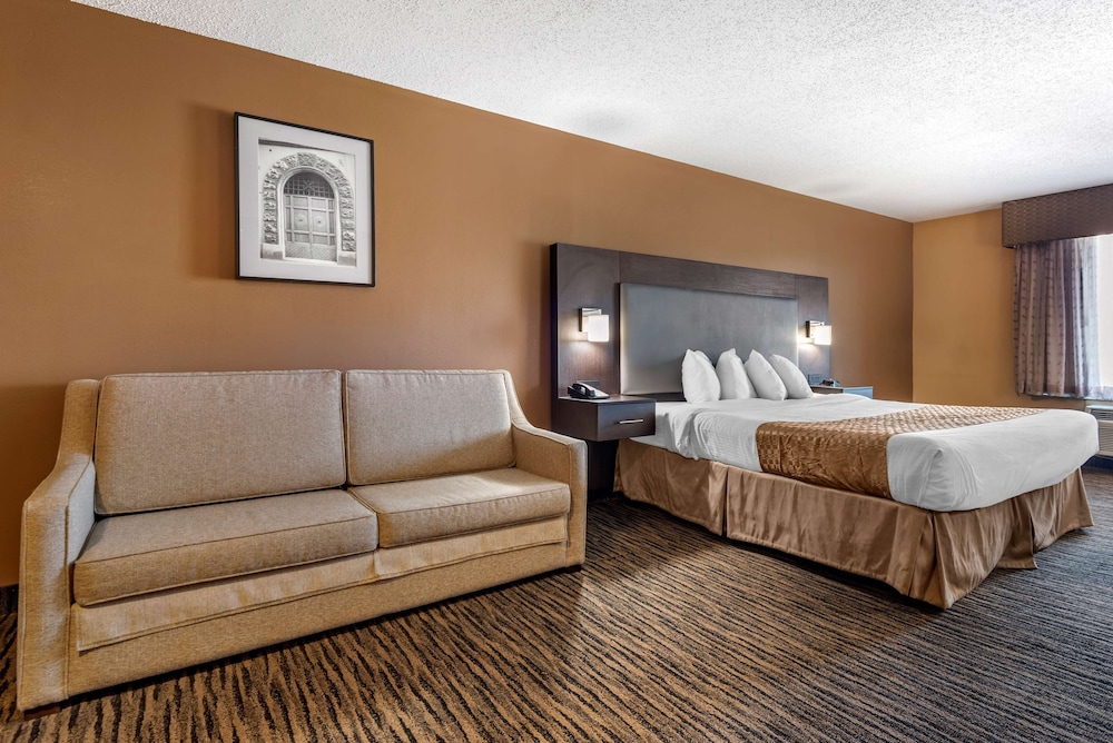 Best Western The Inn At The Fairgrounds 20/54
