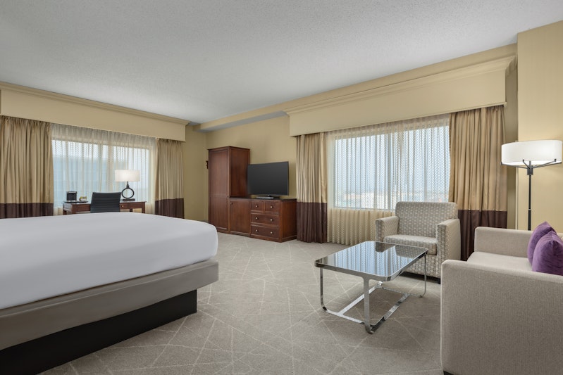 Doubletree Hotel Chicago O Hare Airport Rosemont 24/85