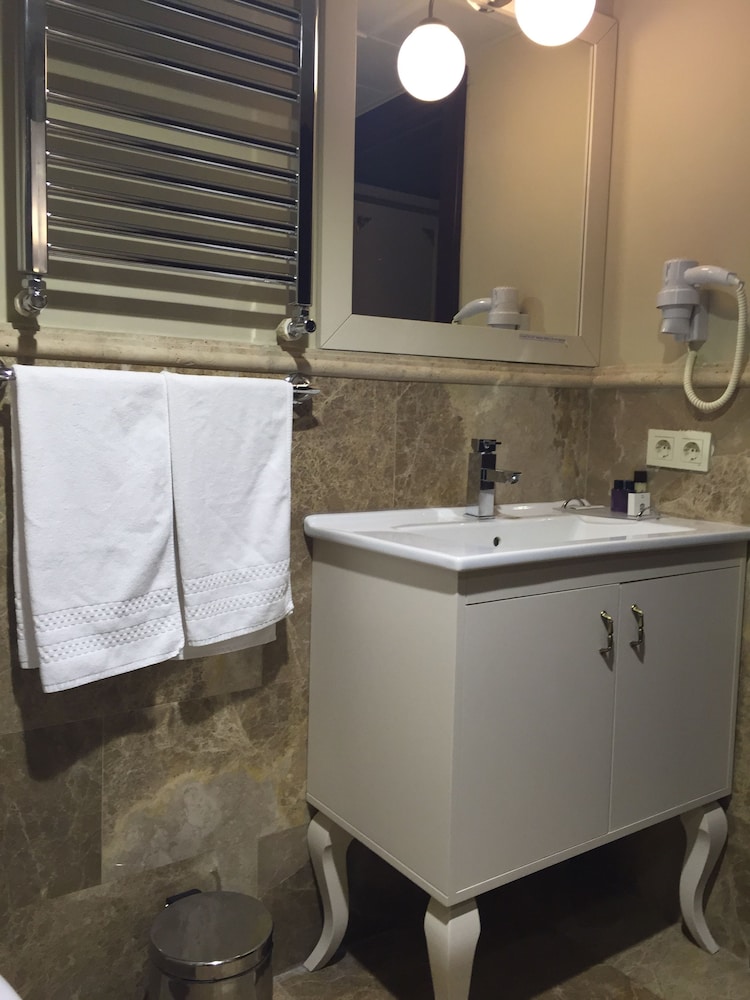 KADIKOY PARK SUITES. 5/32