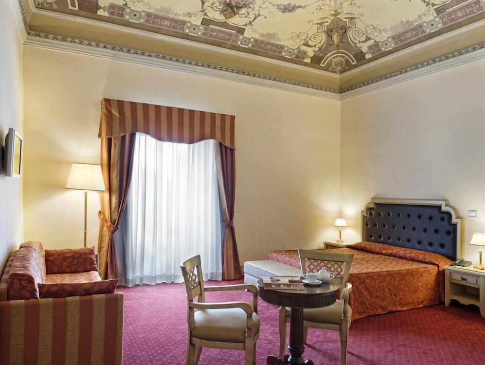 Manganelli Palace 16/31