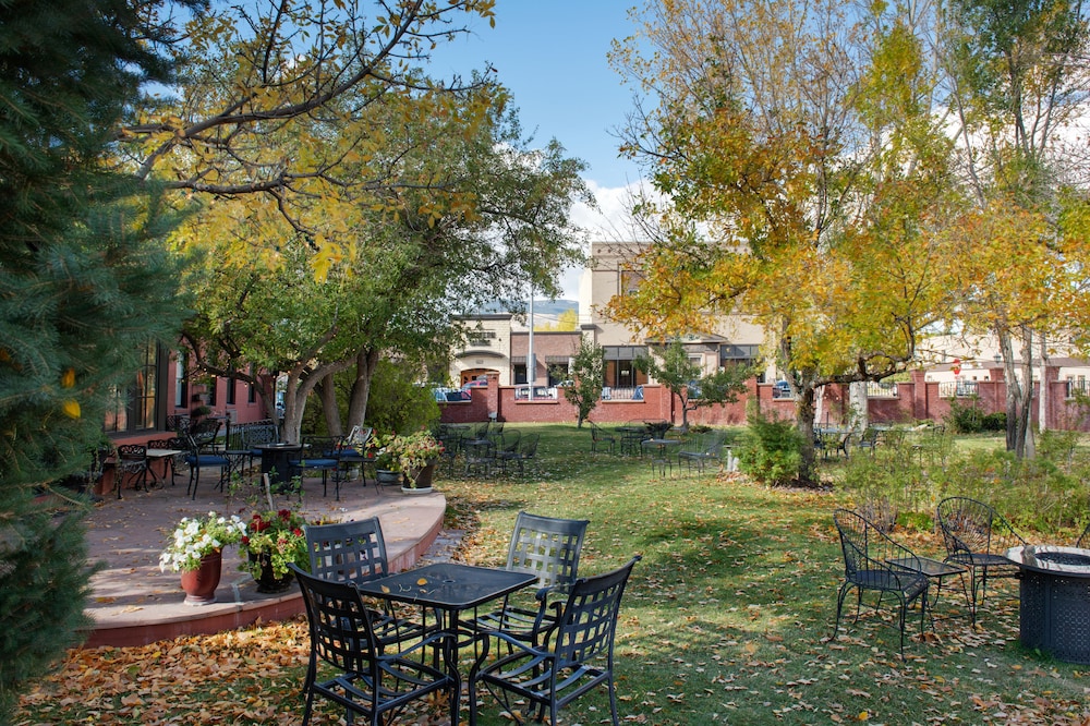 Chamberlin Inn 6/42
