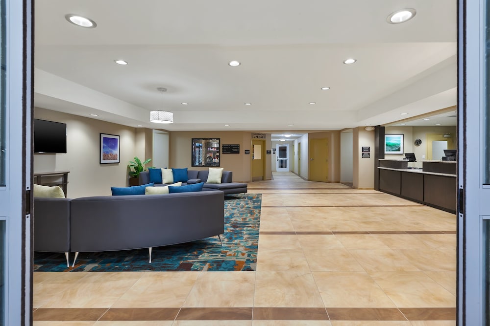 Candlewood Suites Louisville Northeast 6/33