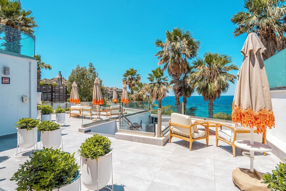 La Brezza Beach & Hotel Yalikavak 45/50