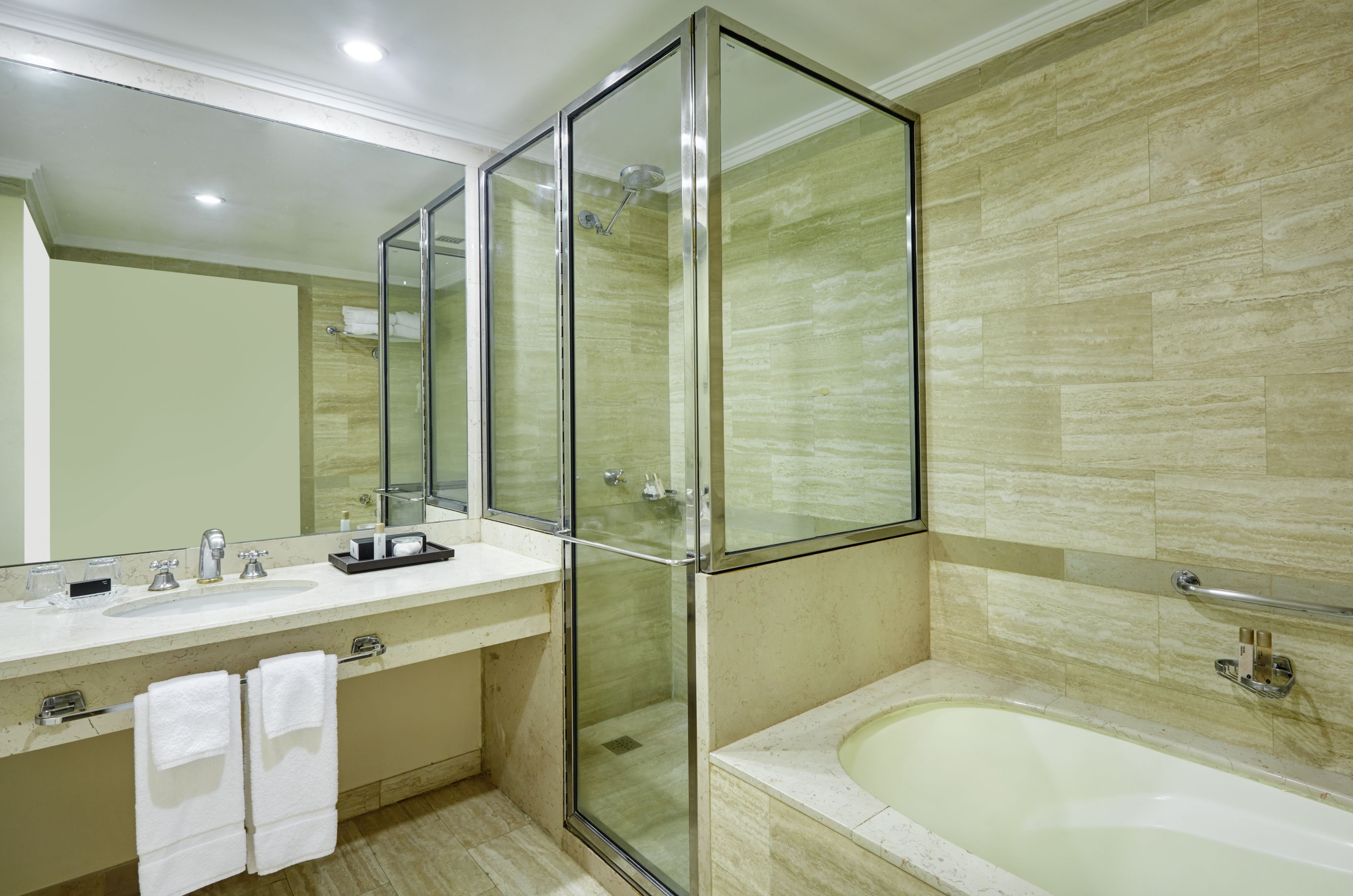 غرفة بسرير كينج بمنطقة جلوس، Intercontinental Buenos Aires (Intercontinental Hotel) 2/2