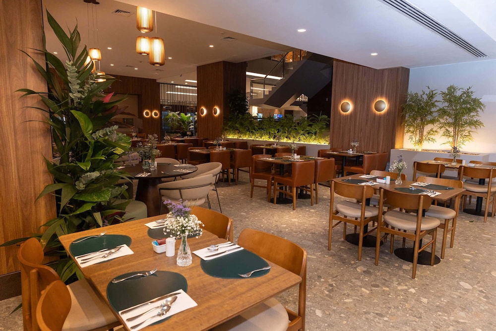 Hotel Deville Prime Cuiaba 61/86