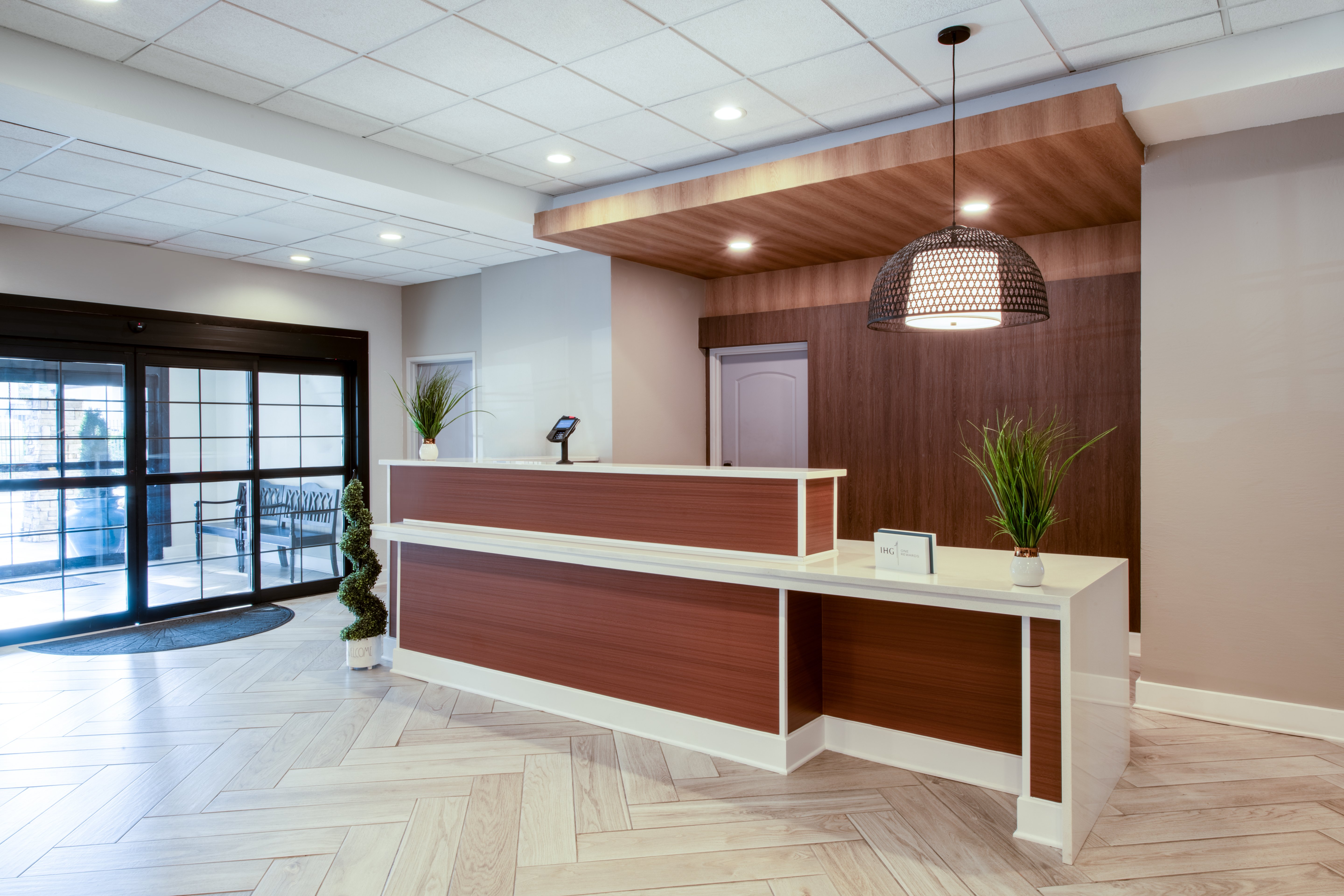 STAYBRIDGE SUITES ATLANTA AIRPORT 5/35