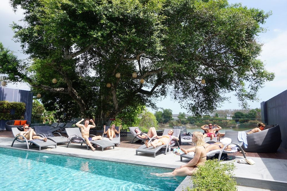 The Lake Chalong Resort 55/65