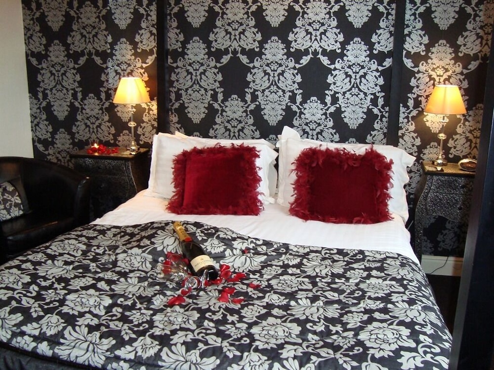 Solway Lodge Hotel 7/38