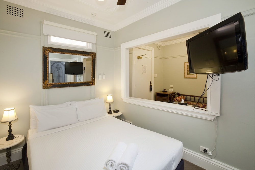 The Hughenden Boutique Hotel 36/76