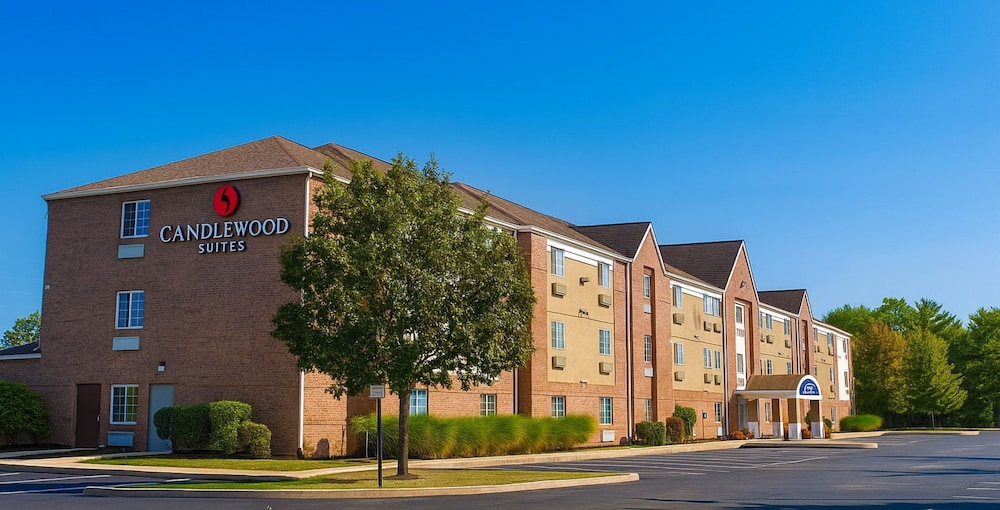 Candlewood Suites Indianapolis - South 5/77