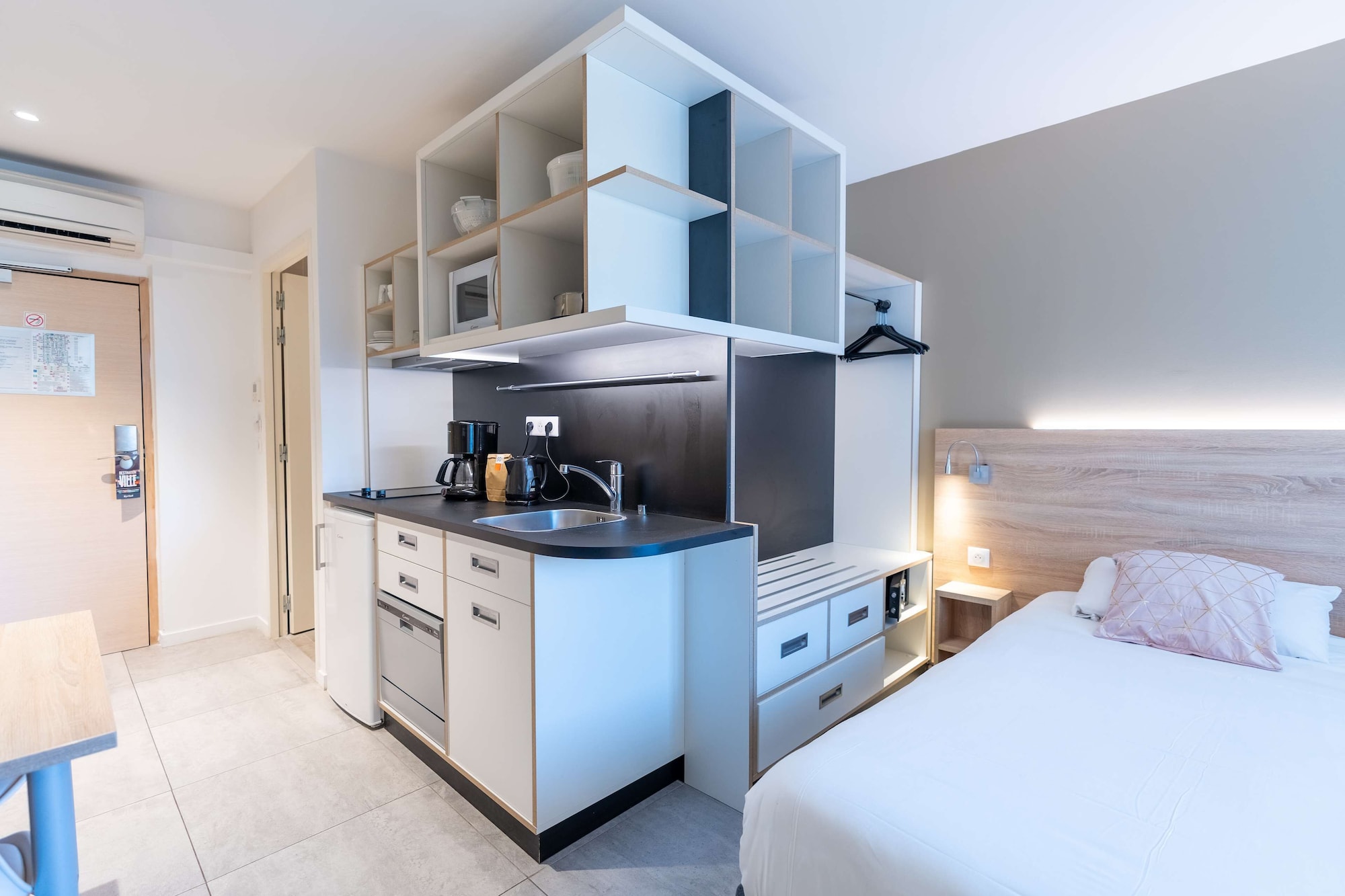 استوديو بسرير مزدوج، KYRIAD RESIDENCE CABRIES 6/9