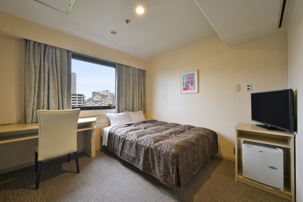 ROOM, DOUBLE BED