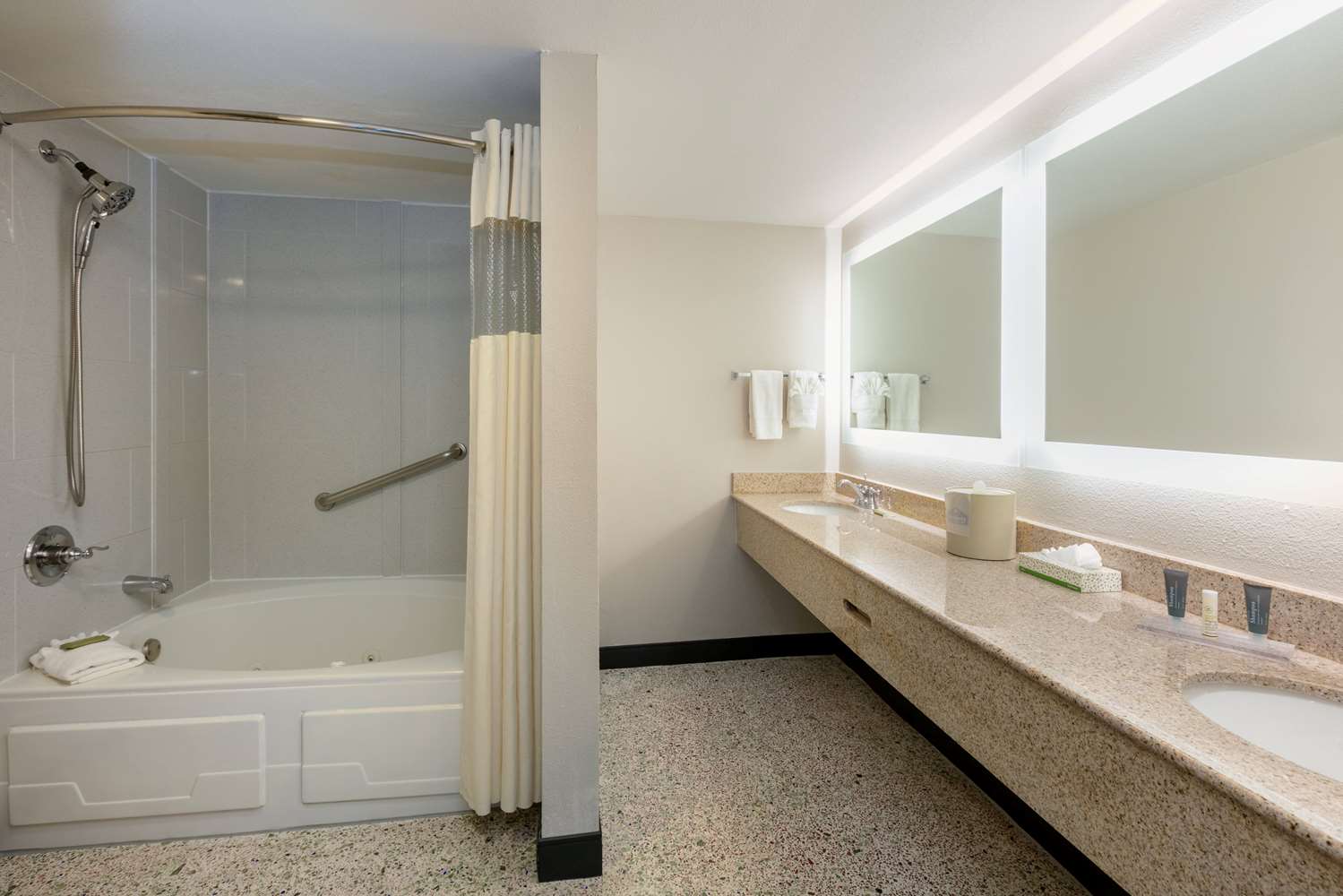 Spark by Hilton DFW North 56/60