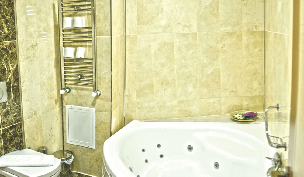 WHITE TUANA THERMAL YALOVA 27/69