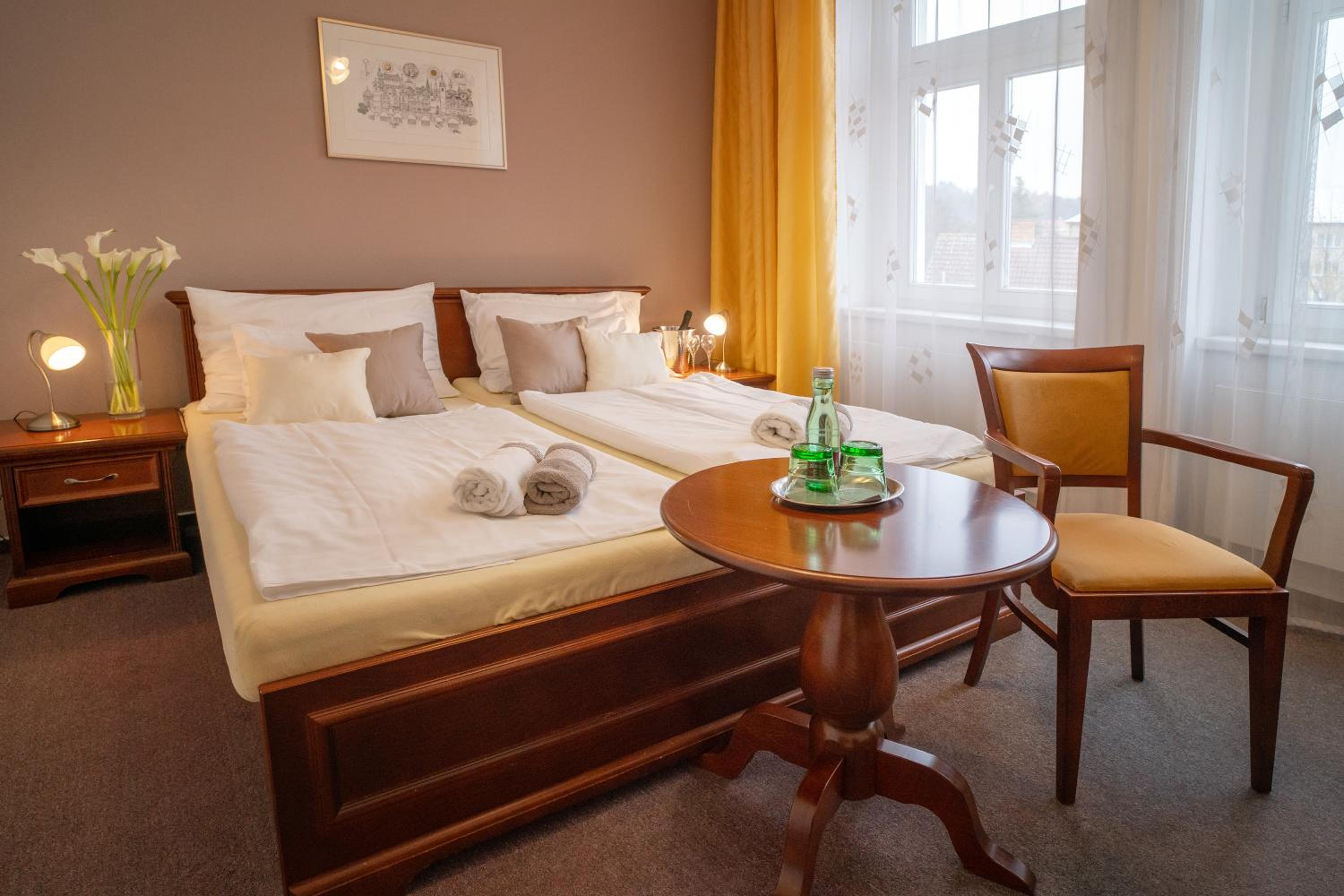 Comfort, Double Bed, Near Building