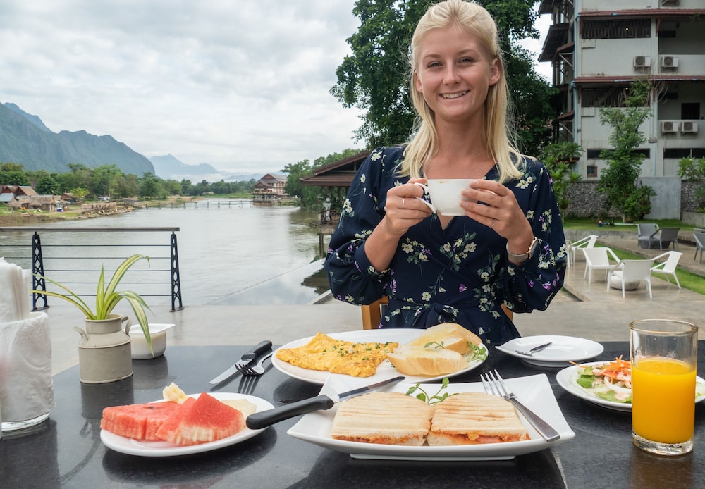 Inthira Vang Vieng 28/48