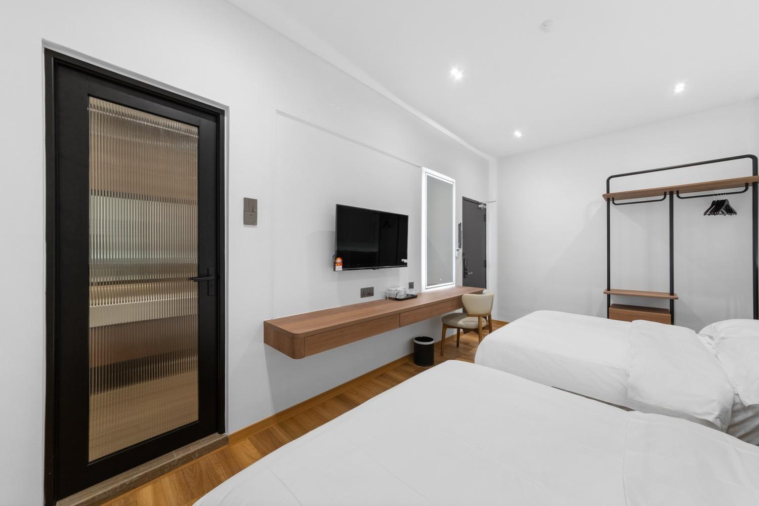 MILUX HOTEL 6/16