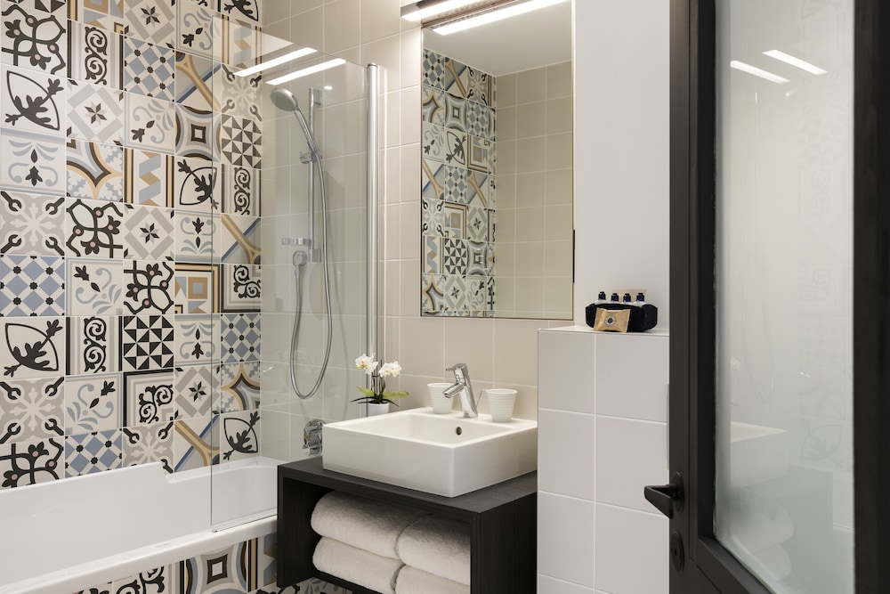 غرفة ديلوكس بثلاثة أسرّة، Hotel Square Louvois 3/4