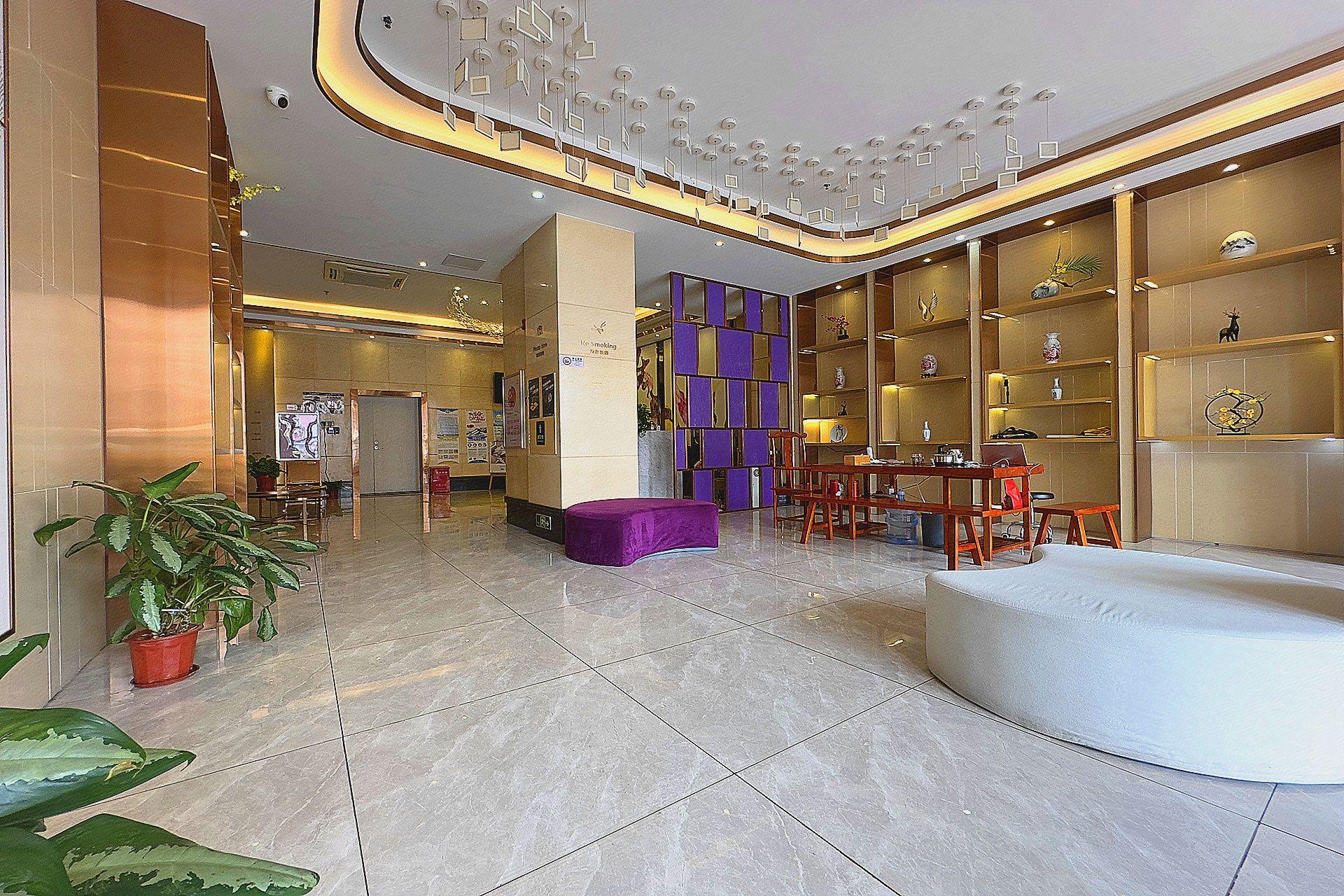 Lavande Hotel (Shenzhen Airport, Fuyong Metro Station) 11/45