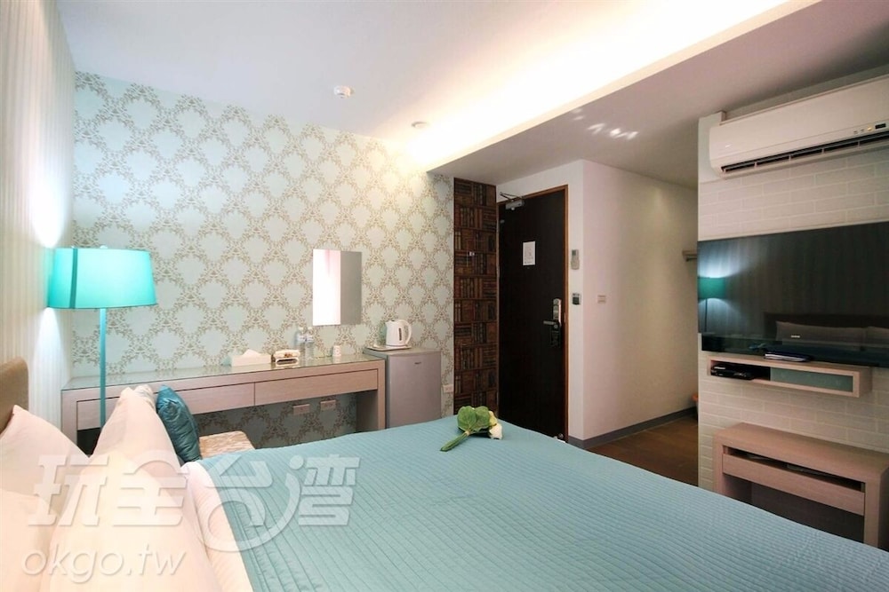 S&amp;E Hotel 35/61