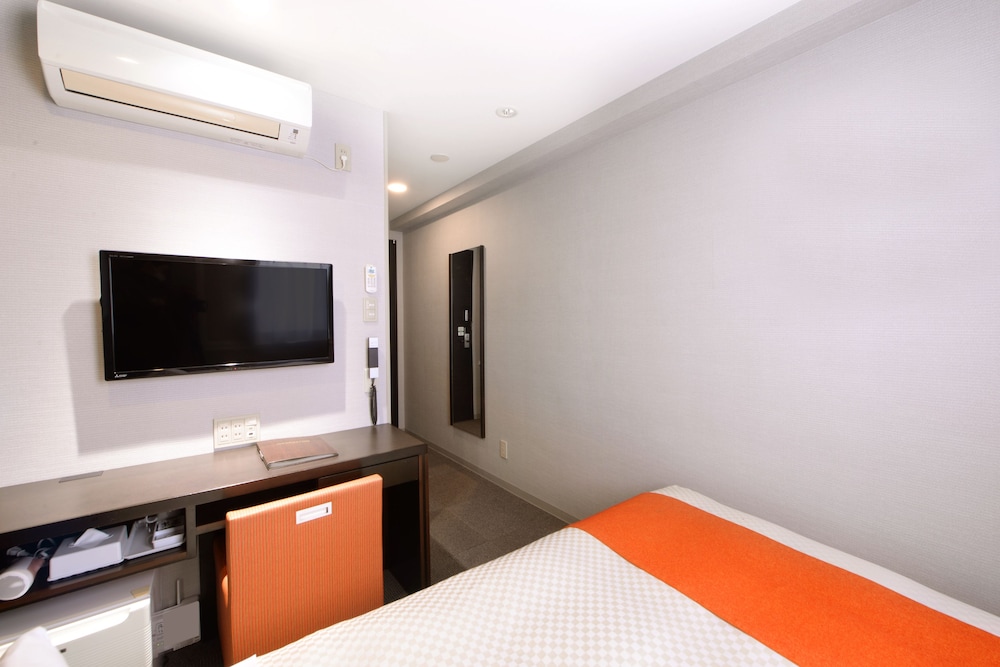 Vessel Inn Hiroshima Ekimae 12/62