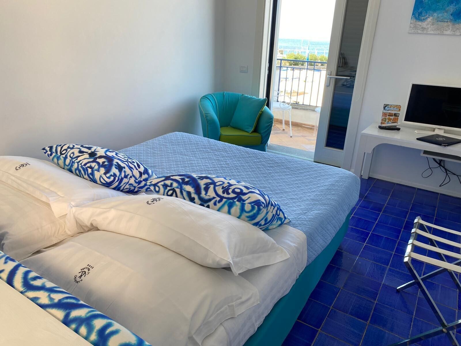 SUPERIOR, DOUBLE BED, SEA VIEW