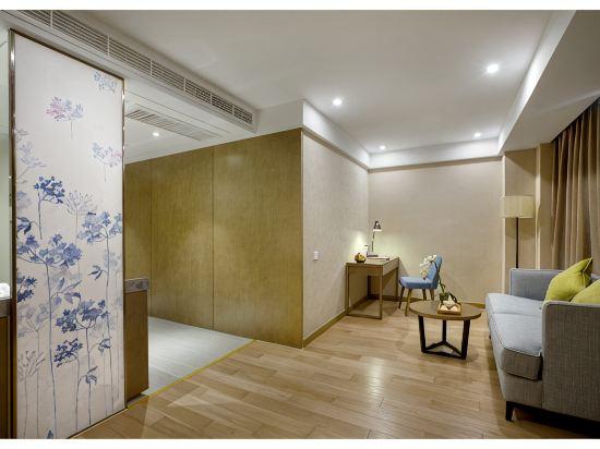 Heyuan Holiday Hotel 30/36