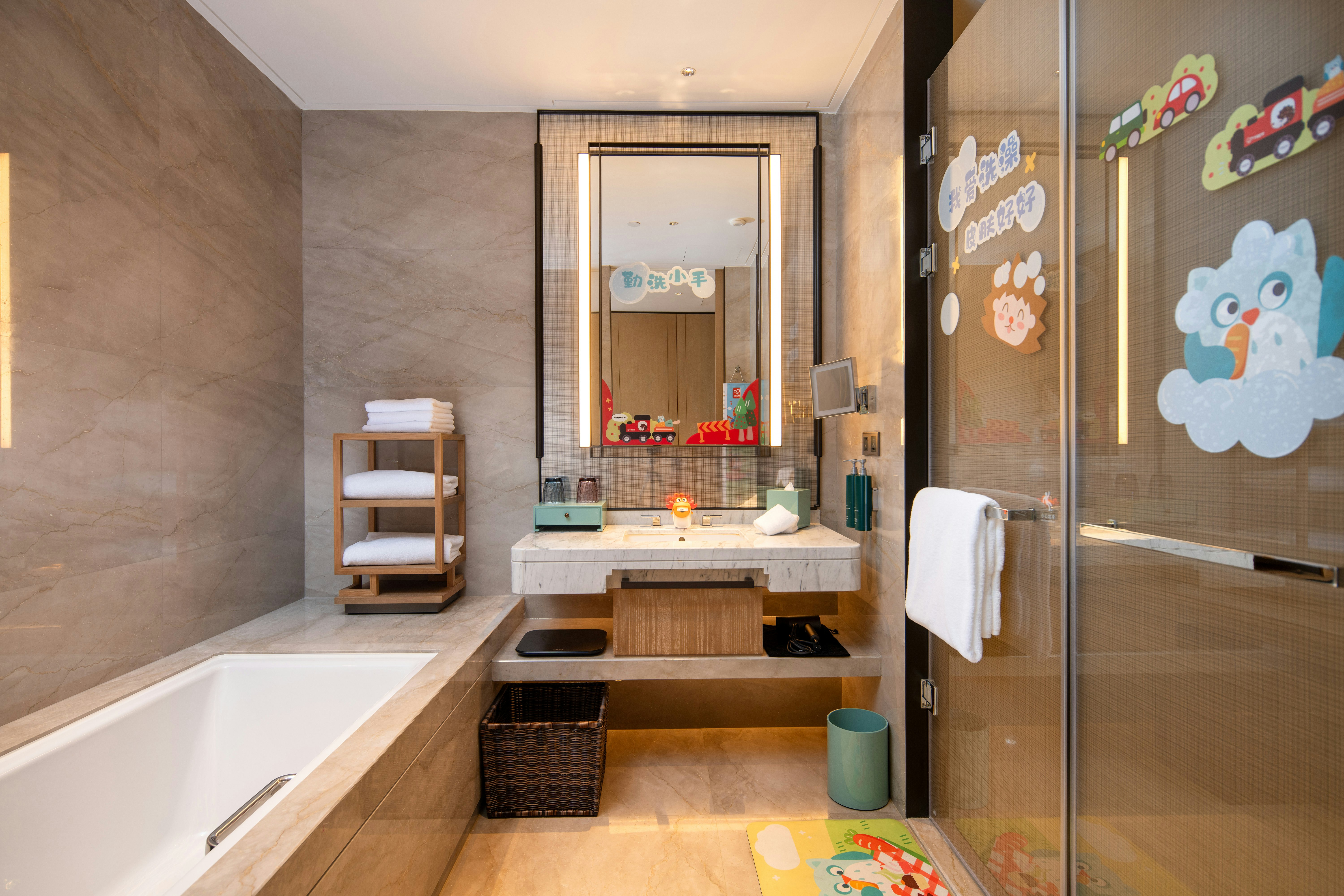 غرفة عائلية بسرير كينج، Hilton Suzhou Wuzhong 2/3
