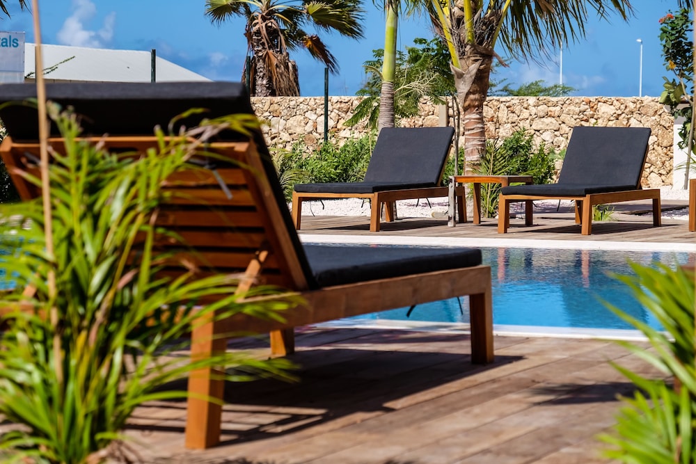 Windhoek Resort Bonaire 36/49