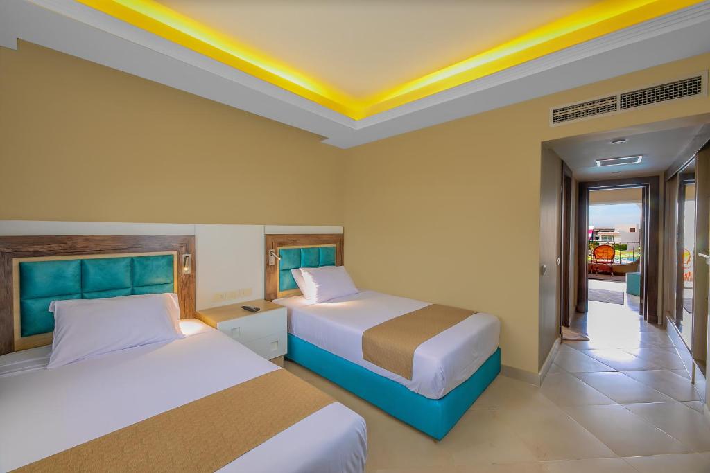 Titanic Resort and Aqua Park 7/45