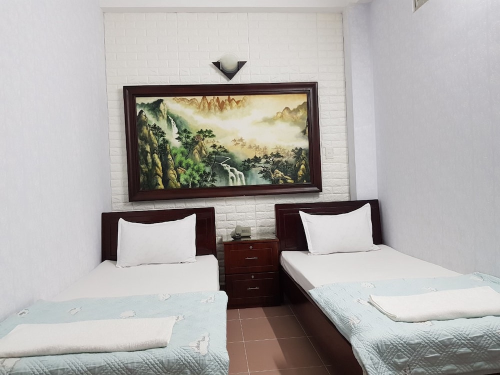 Hong Vinh Hotel 28/54