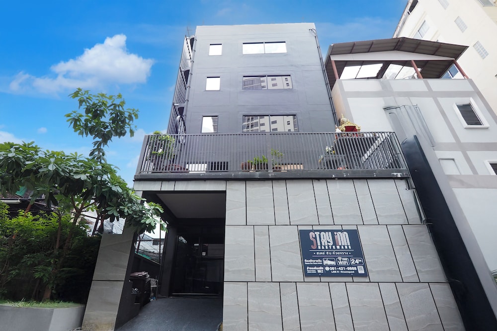 RQ Bangkok Huai Khwang by Collection O in BANGKOK