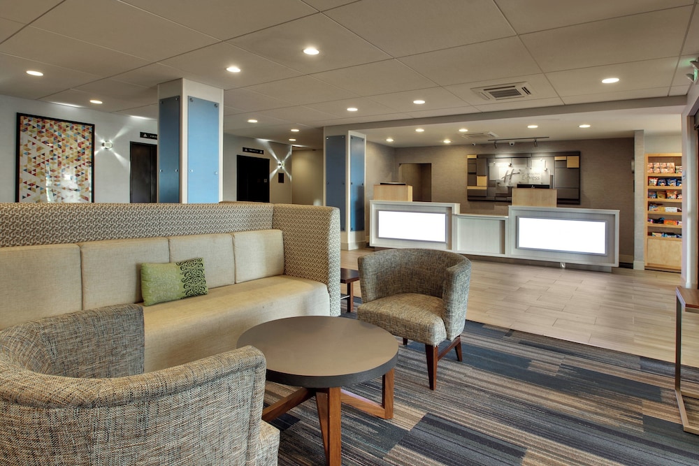 Holiday Inn Express Baltimore-Bwi Airport West 12/70