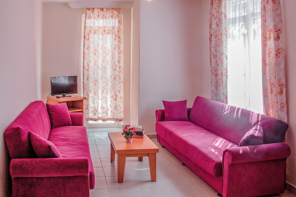 Bella Rose Apart Hotel 45/69