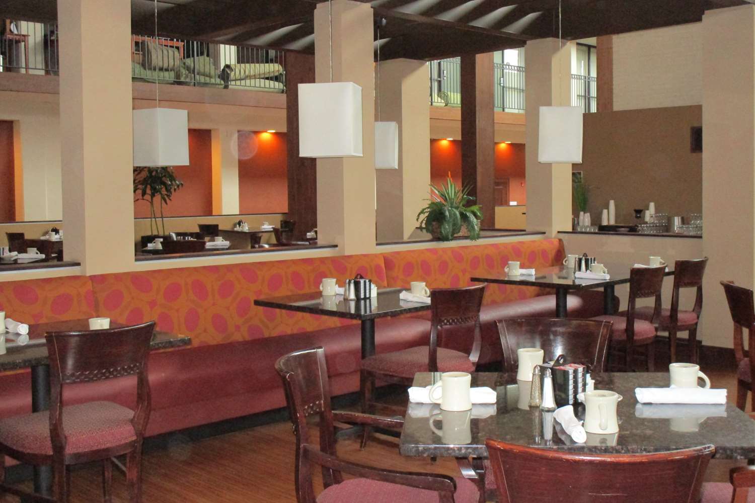 Radisson Hotel Lenexa Overland Park 36/54