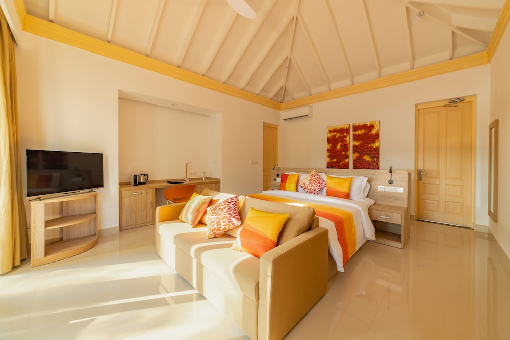 Beach Pool, Sunset, Villa, King Bed