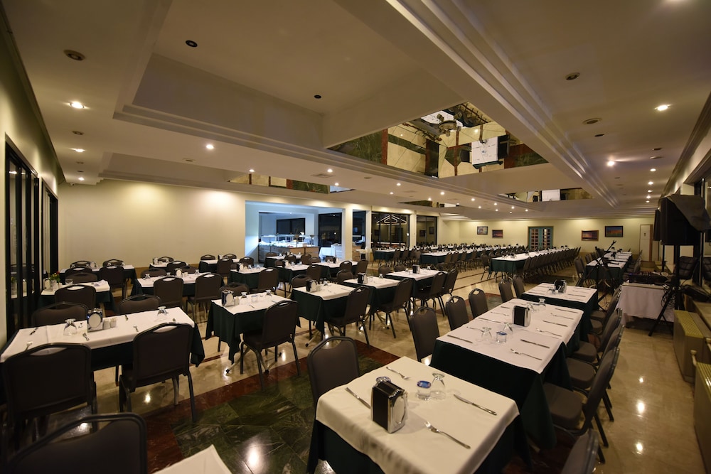 Herakles Thermal Hotel 46/57