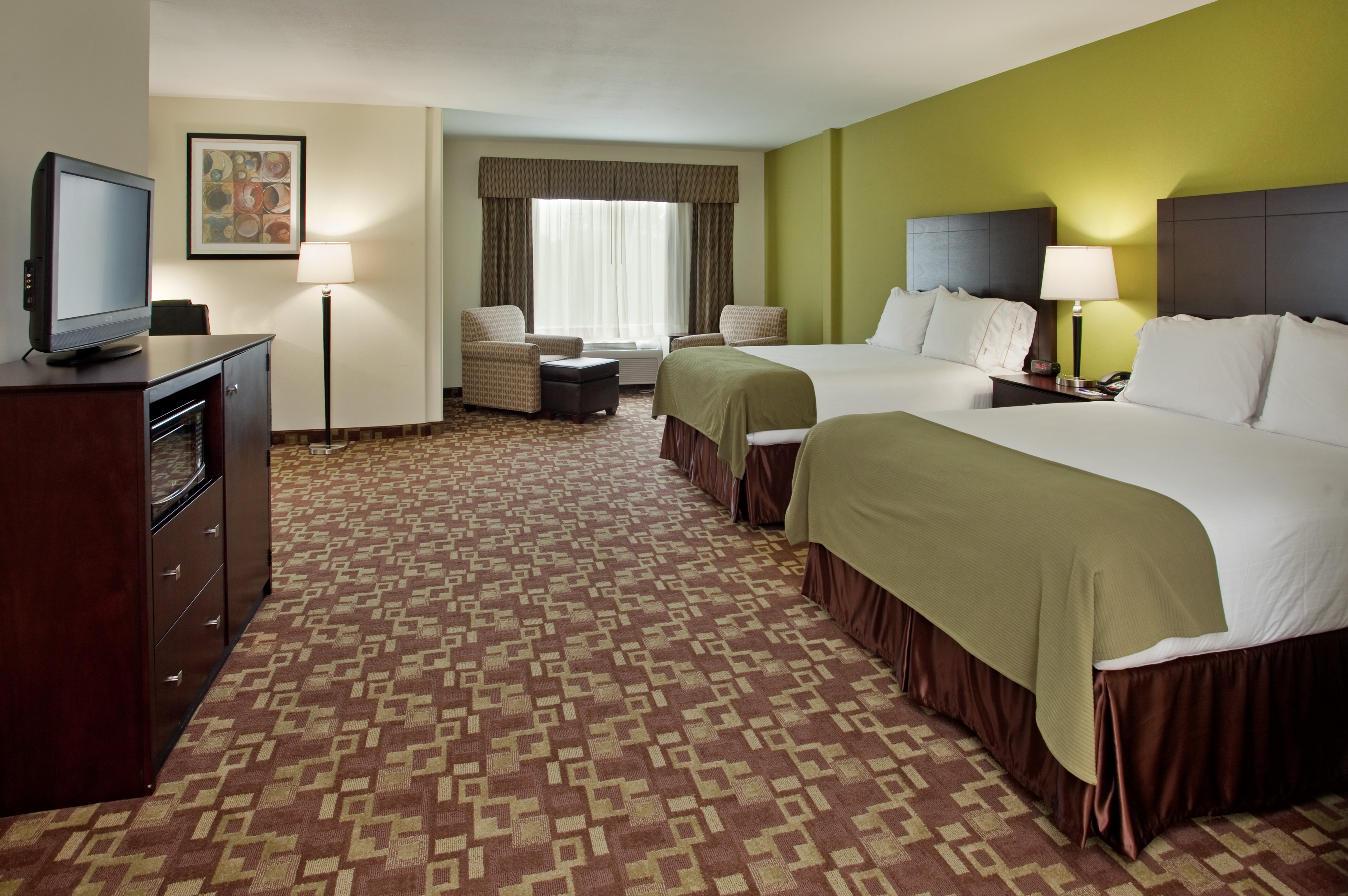 Holiday Inn Express Hotel Amp Stes Kansas City Sports Complex 21/55